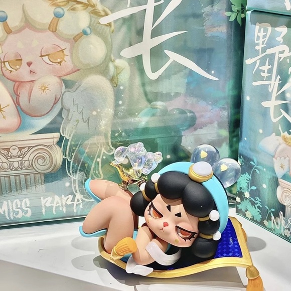 Miss Rara - Almost full set - Picture 4 of 5